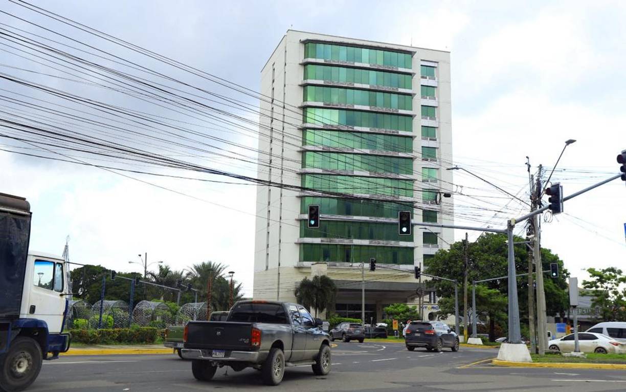 Antes hotel Holiday Inn Express es ahora Intercity Hotels, con un estilo más de hotel boutique.