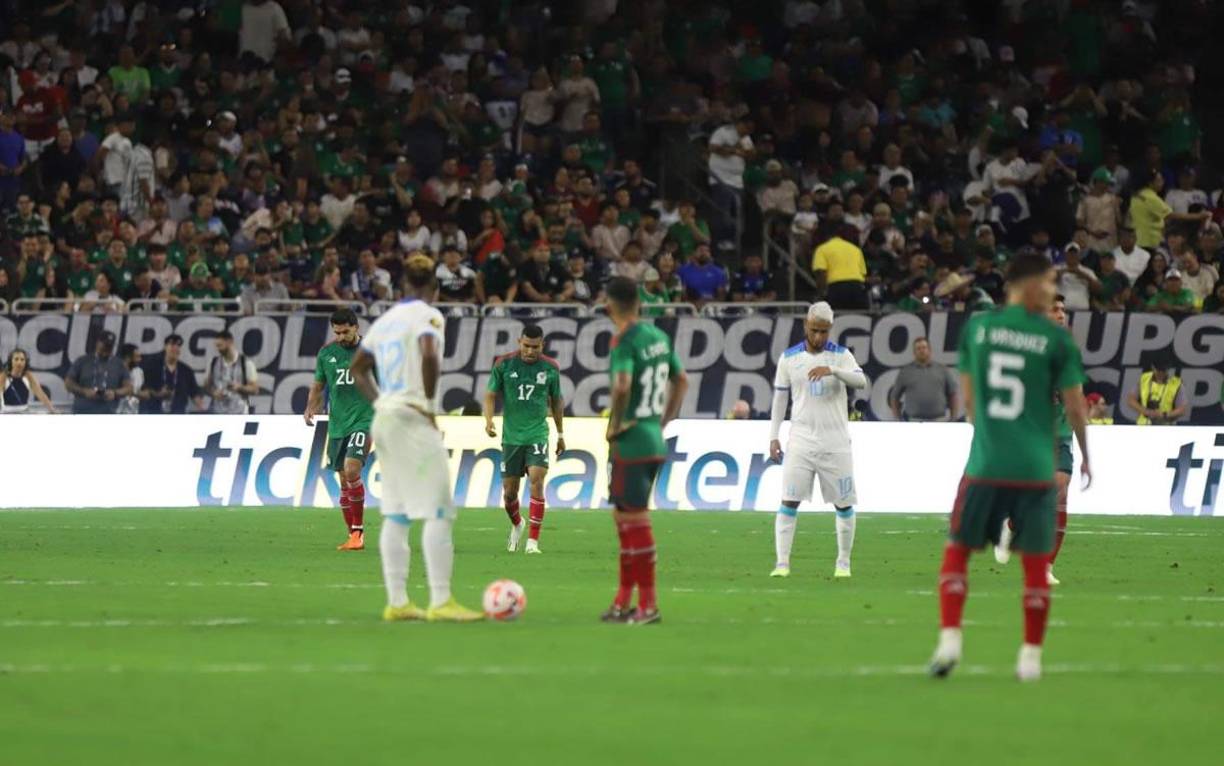 Los mexicanos le dieron una paliza humillante a los hondureños en el NRG Stadium de Houston.