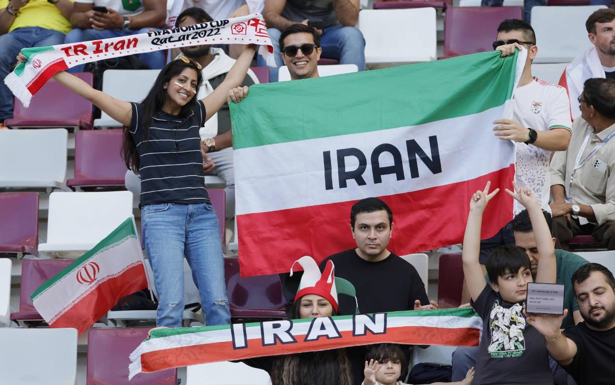 La afición de Irán acudió a ver a su selección.