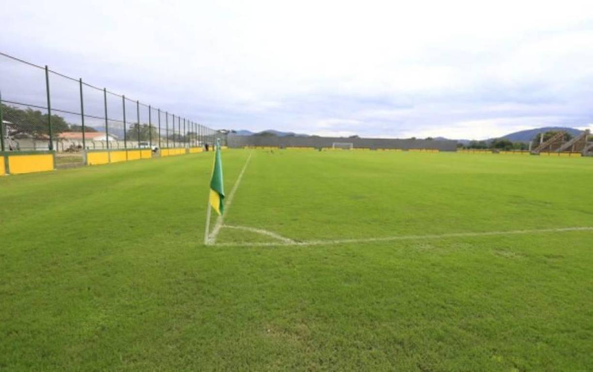 El estadio de Parrillas One se encuentra ubicado en La Lima.