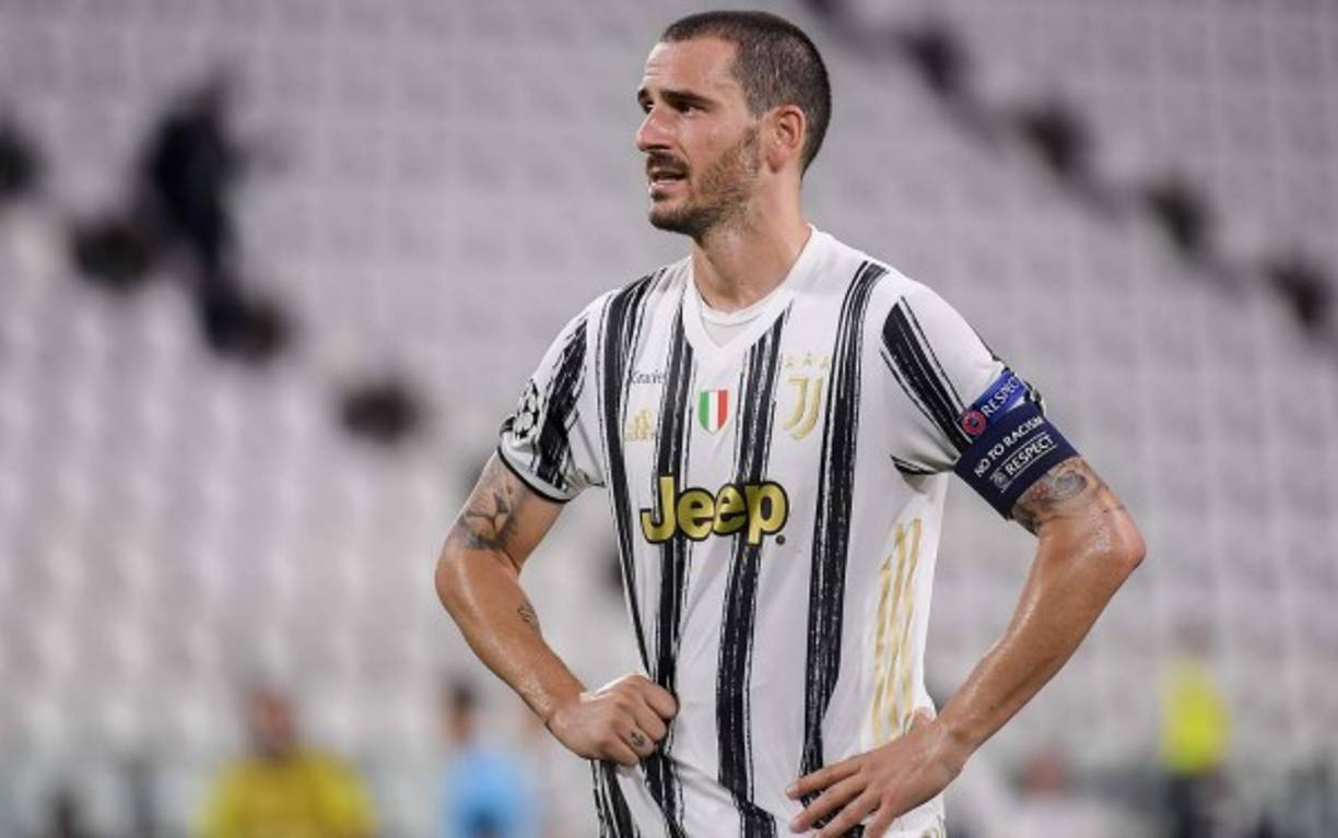 La Gazzetta dello Sport asegura que el central italiano Leonardo Bonucci quiere seguir en la Juventus. El defensa abandonó la Vecchia Signora por el Milan en 2017 y al año siguiente ya había vuelto en el mayor error de su carrera según afirmó meses después. El Manchester City estaba dispuesto a negociar su fichaje, pero por el momento no hay ninguna posibilidad de negociación.
