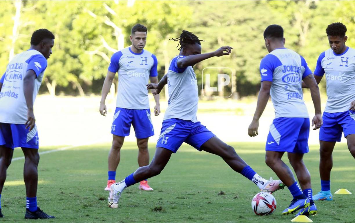 A Alberth Elis le tocó estar en el rondo.