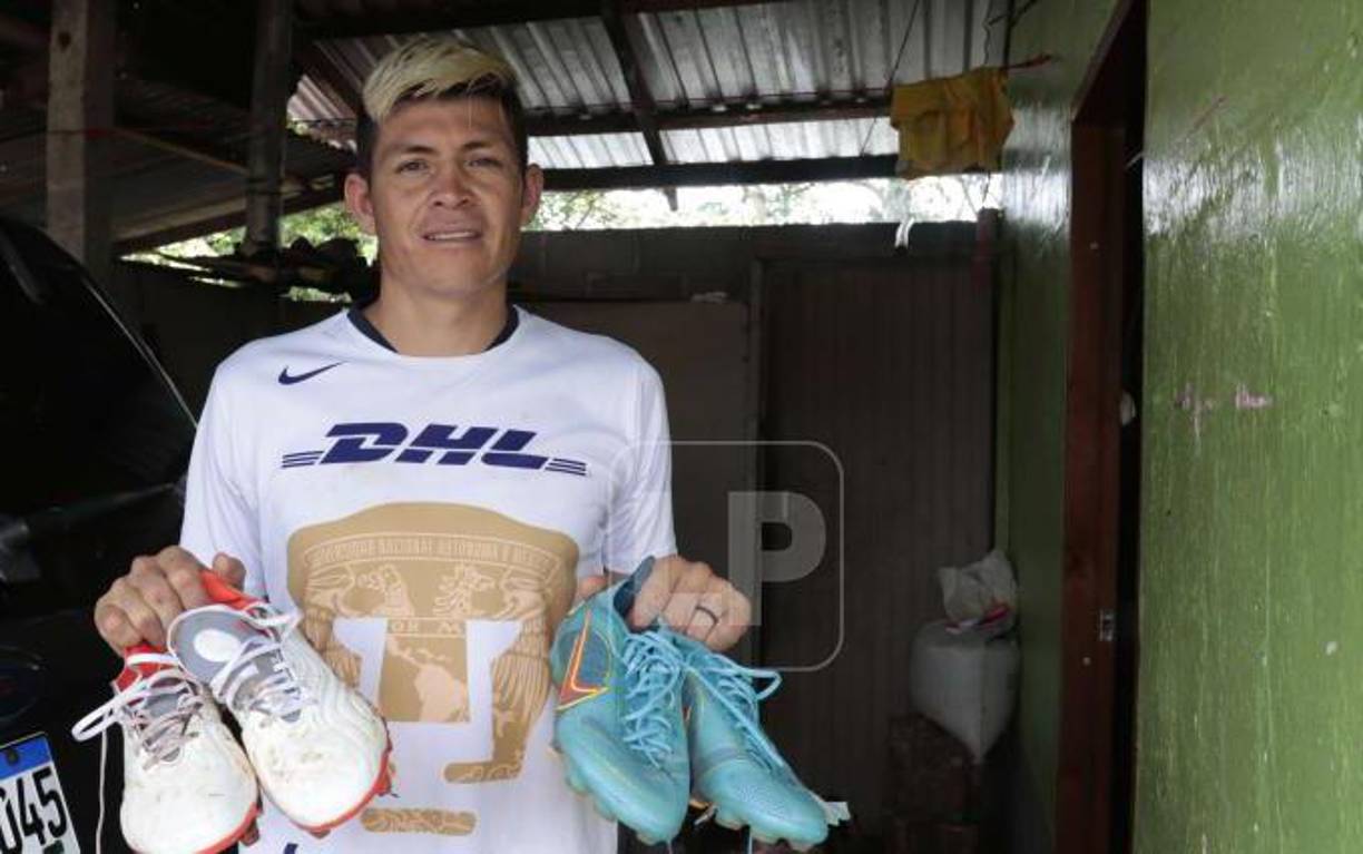 Francisco Martínez nos reveló que recibió de obsequio un par de tacos por parte de Bryan Beckeles, defensor del Olimpia que le ofreció una disculpa tras sus fuertes señalamientos tras la convocatoria a la selección.