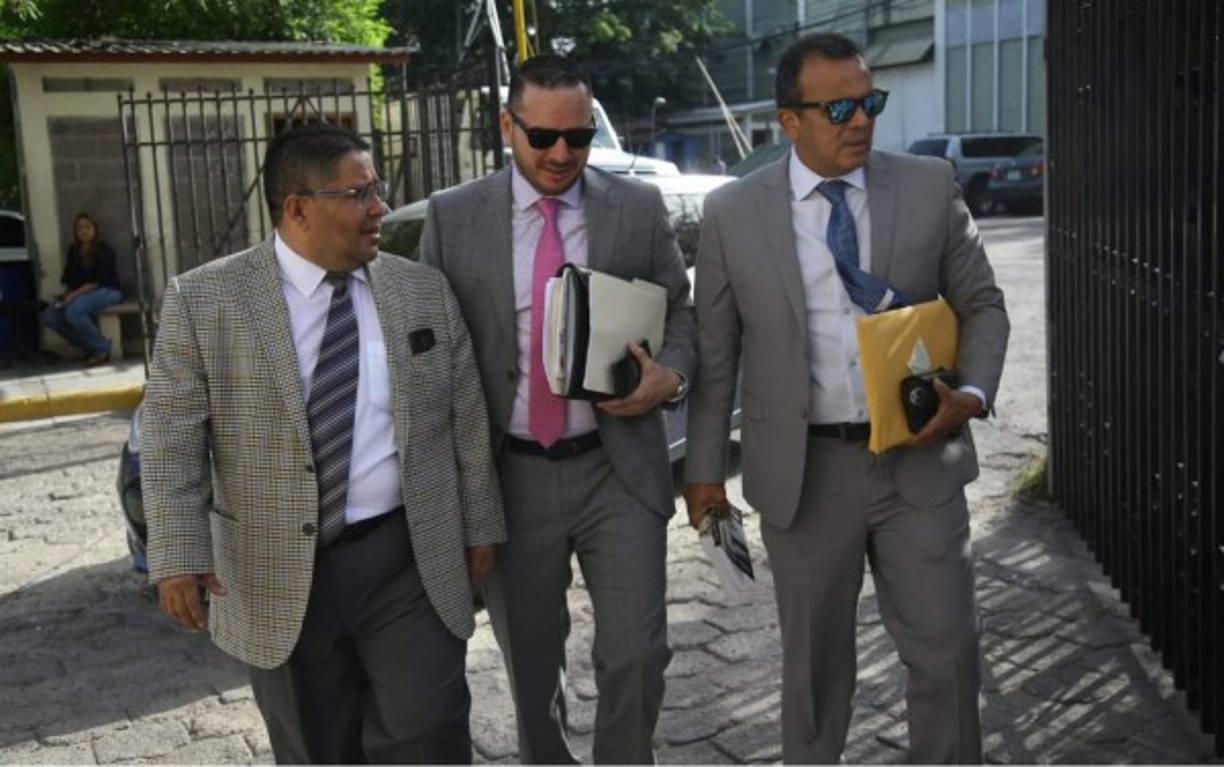 En esta audiencia se decide si se dicta auto de formal procesamiento o sobreseimiento.