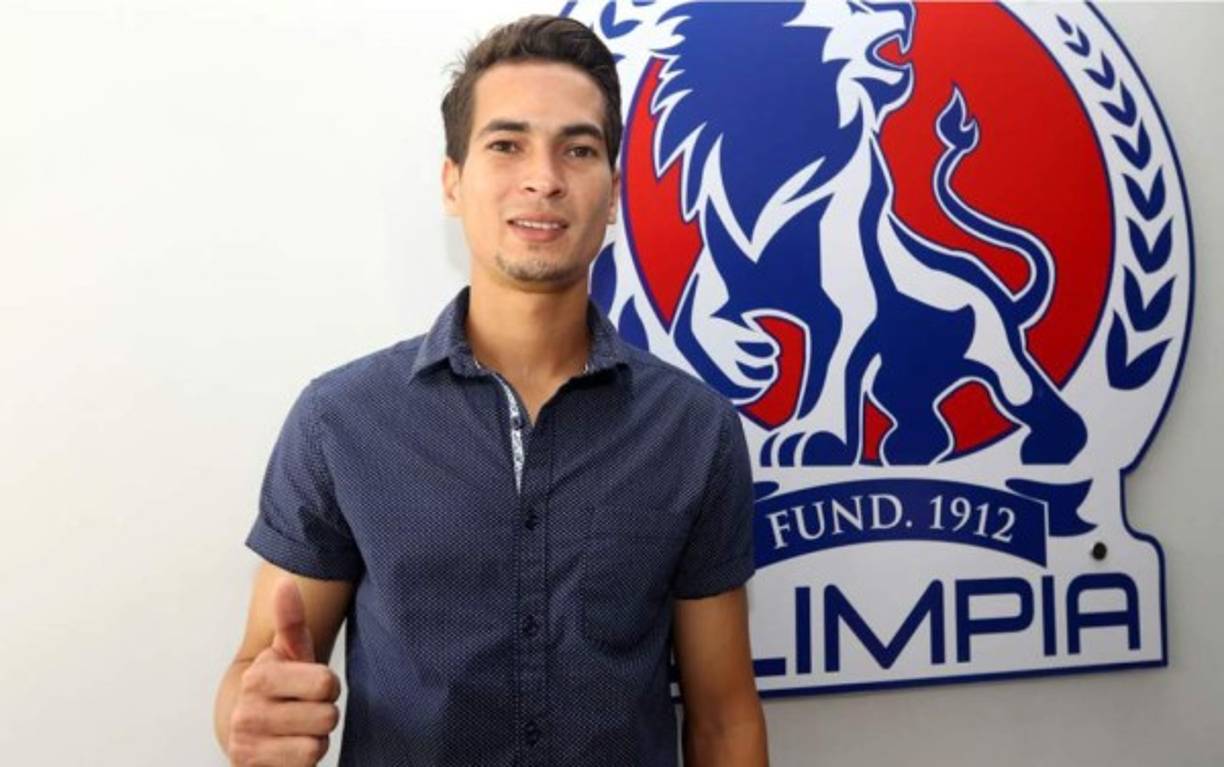 Marcelo Canales también ha sido cedido a préstamo por el Olimpia al Vida de La Ceiba luego de no tener espacio en el equipo albo.