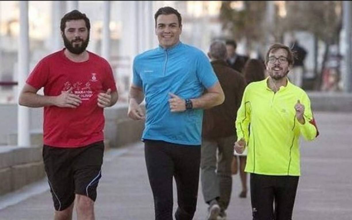 A diario el socialista se le ve haciendo ejercicio, pues es una práctica que ha tenido durante años por su pasión por el baloncesto.