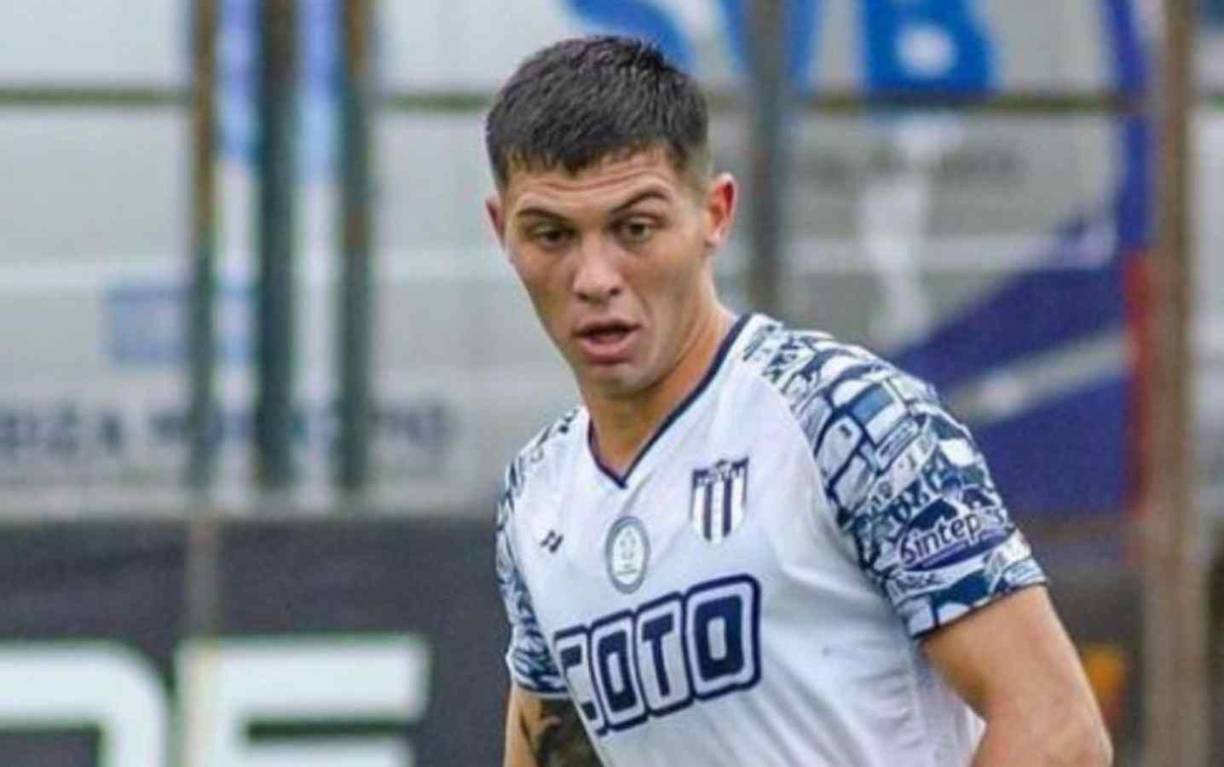 Tras su debut en Suárez, Pardal había declarado en una entrevista publicada en las redes oficiales del club: “Llegué hace 6 o 7 meses, estoy muy contento con el grupo, con el club, es un club muy sano y se les da la oportunidad a los pibes, eso es muy bueno. Soy un jugador fuerte, muy intenso, con buen juego aéreo, con personalidad, creo que es lo que más resalta. Y creo que la personalidad y mi cabeza es muy importante para mi juego”.