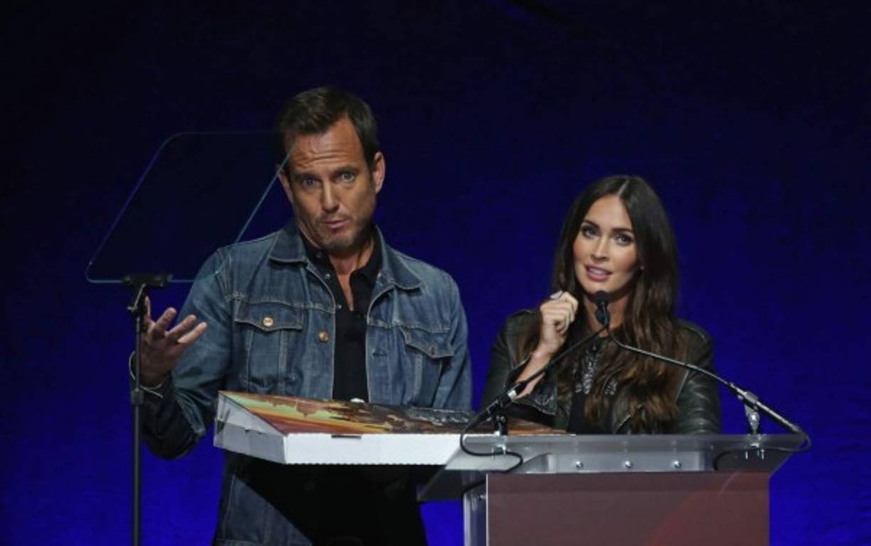 Si bien la pareja dijo que se iba a separar en agosto pasado, desde entonces siguen viviendo juntos y fueron vistos de la mano por la calle.