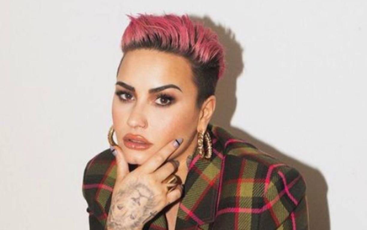 Sin embargo, esta vez la exestrella de Disney dijo haber dado un concierto para un “público fantasma” durante su visita a Vulture City, un pueblo abandonado ubicado al sur de Arizona.