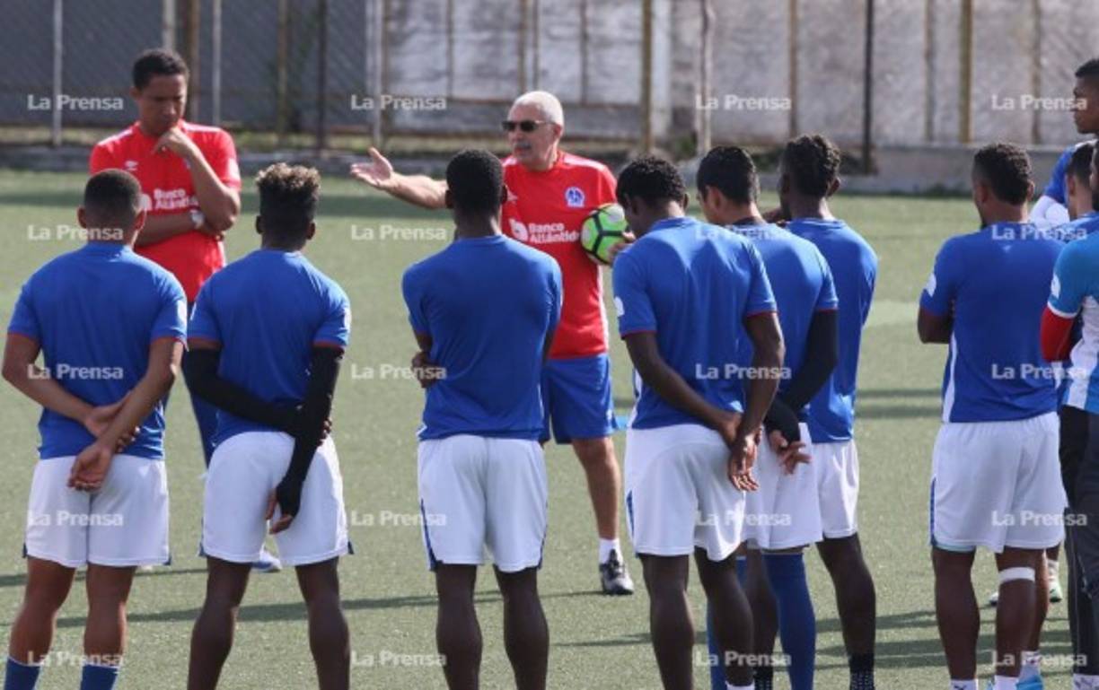 El Olimpia finalizó como segundo lugar en las vueltas regulares por lo que avanzó de forma directa a semifinales. Pese a que juegan hasta dentro de dos semanas, en el club no descuidan ningún detalle y han entrenado con intensidad.