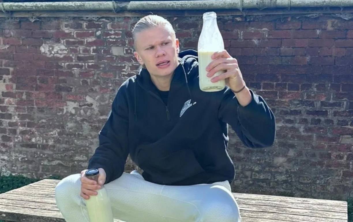 Erling Braut Haaland se está adueñando de los récord y a sus 22 años de edad no para de golear. Prensa internacional ha revelado la increíble dieta que tiene el goleador noruego del Manchester City..