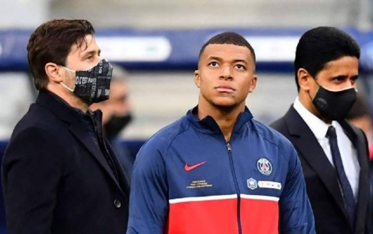 Nasser Al-Khelaïfi, presidente del PSG, ha confirmado de manera tajante el futuro de Kylian Mbappé. “El futuro de Kylian es parisino. Él es muy competitivo, tiene mentalidad ganadora. Quiere un equipo competitivo y creo que ahora no puede ser más. No tiene excusa para hacer otra cosa que quedarse”, comentó el mandatario del conjunto galo.