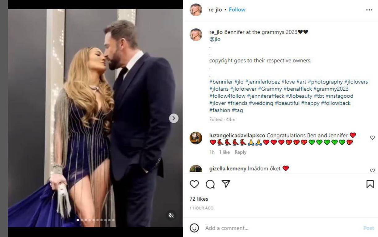 En otra imagen, a JLo y Ben se les ve compartir un tierno beso. 