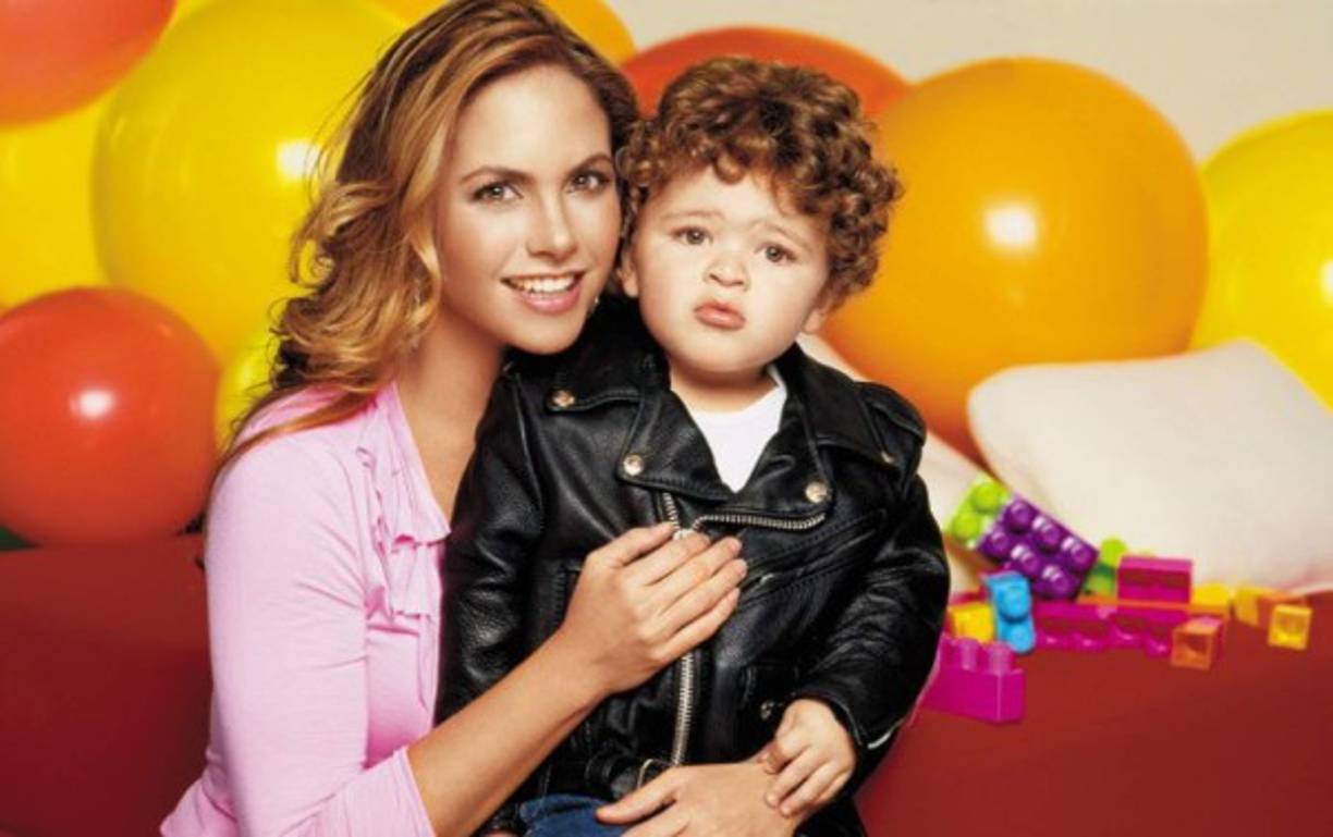 La cantante comparte con sus más de 1,2 millones de seguidores las fotos de sus hijos cuando eran pequeños.