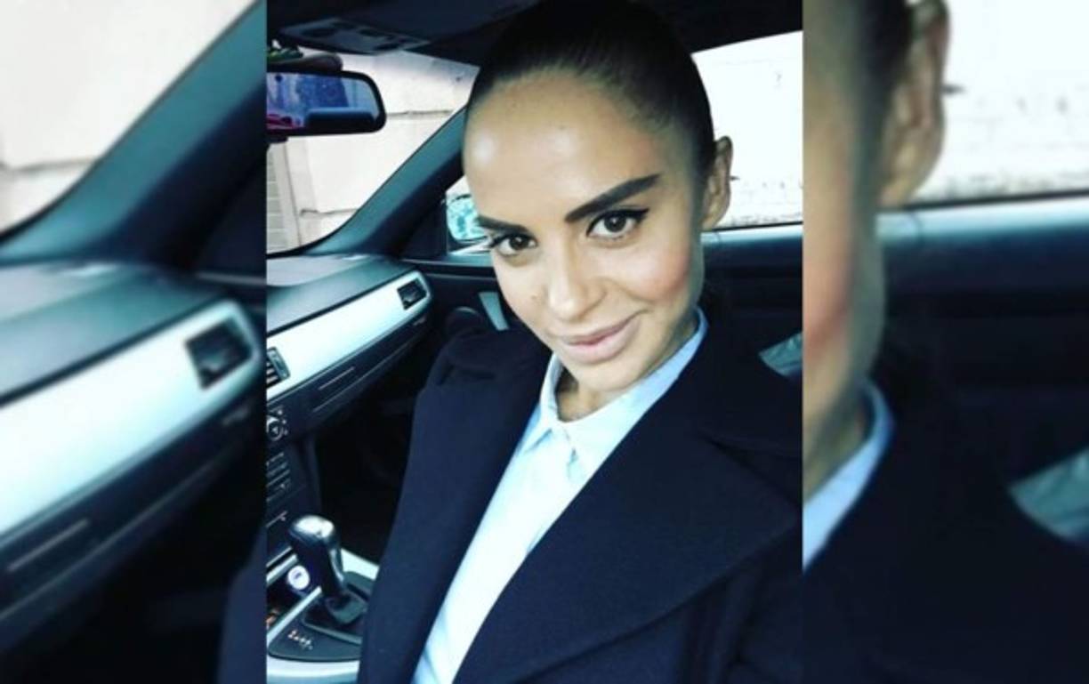 Muy guapa Eleonor Verbitskaya.