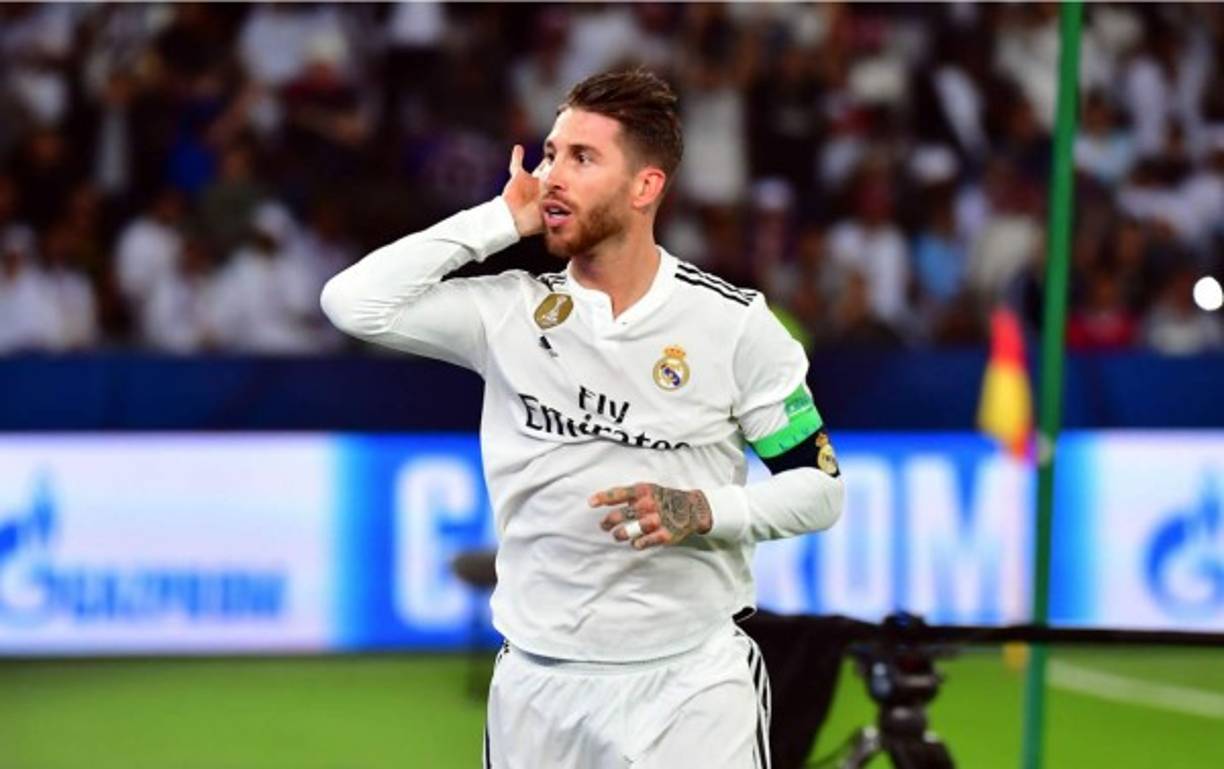 Así empezó a celebrar Sergio Ramos su gol en respuesta a los aficionados locales que lo silbaron en el estadio Zayed Sports City de Emiratos Árabes Unidos, por la lesión de Mohamed Salah del Liverpool en la final de Champions.
