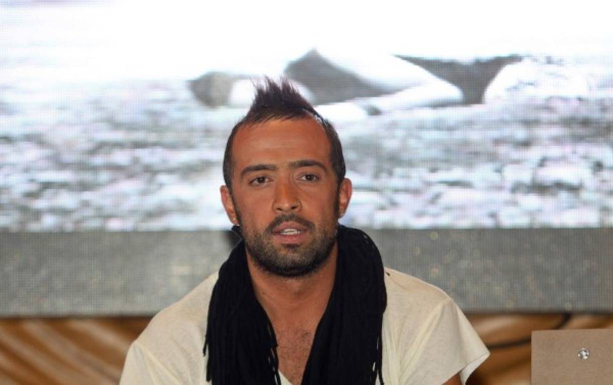 'Yo no estoy de acuerdo en que alguien como él decida tomar ayahuasca. A final de cuenta es una planta alucinógena, que muchos de los que yo conozco se han quedado ahí. Recordemos que ahí murió el hijo de Elizabeth Dupeyrón'.<br/><br/>