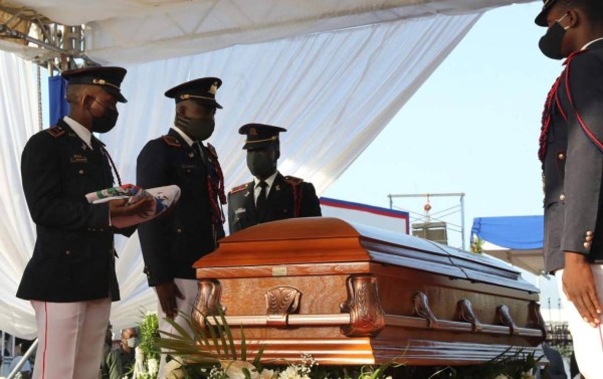 Los haitianos han expresado su desconcierto ante el hecho de que aquellos que se suponía debían garantizar la seguridad del presidente hayan fallado de una forma tan abyecta.