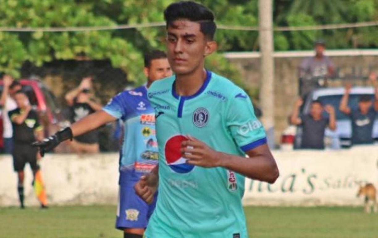 Andy Hernández: Deja las filas del Motagua ya que se marcha cedido a préstamo a la Real Sociedad.