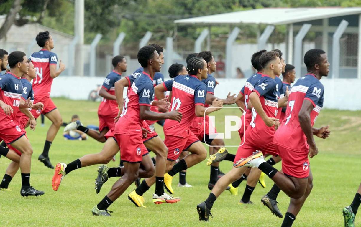 En los ejercicios de resistencia y velocidad, Julio César no era el primero, pero tampoco el último, lo hacía a un ritmo promedio.