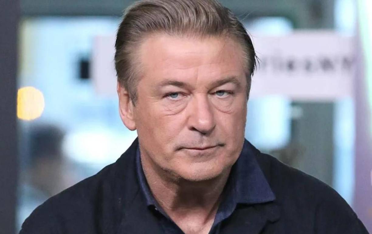 En los años ochenta Baldwin se trasladó a Los Ángeles, donde debutó en el cine con la “Dulce Venganza” (1984) de David Greene, cinta a la que siguió “Por siempre Lulú” (1987), de Amos Kollek. Durante estos años Baldwin coqueteó con las drogas y llegó incluso a sufrir una sobredosis por la que casi pierde la vida en los años ochenta.