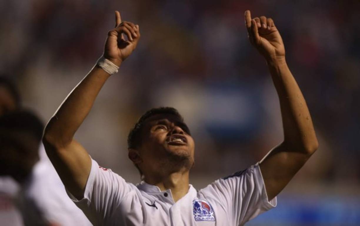 Roger Rojas: El delantero espera seguir en el Olimpia aunque no se descarta que sea dado de baja.