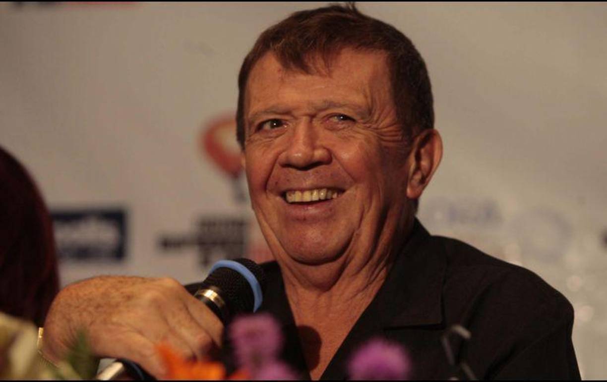 A su vez, fue camarógrafo y floor manager. Poco después, se convirtió en actor al profesionalizarse en arte dramático.