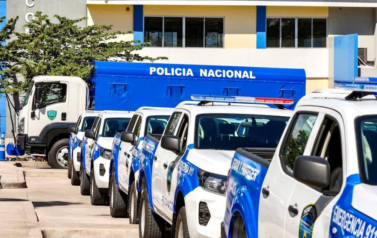 En su mensaje, Castro dirigió un llamado particular a los partidos políticos tradicionales. 