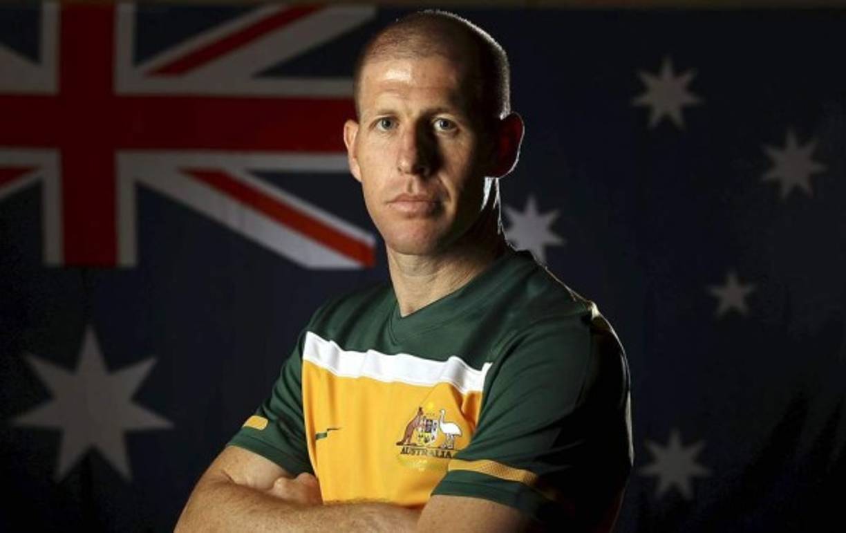 Scott Chipperfield. El australiano tiene principio de calvicie, una nariz prominente y unos ojos algo caídos que le han llevado a ser parte de este ránking.