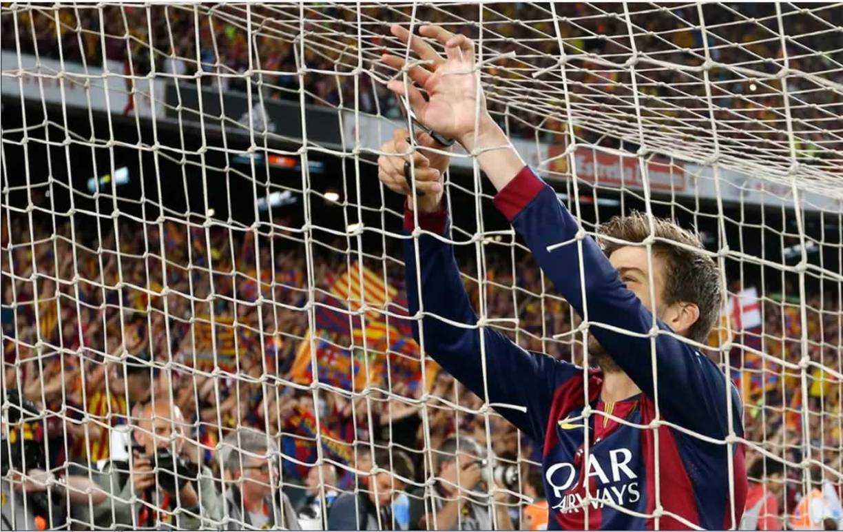 Además de las tres Champions y las 8 Ligas, Piqué sumó 7 Copas del Rey, 3 Mundial de Clubes, 6 Supercopas de España y 3 Supercopas de Europa. Un total de 30 títulos... ¡y un sinfín de redes! Era habitual que, en cada conquista, el defensa se llevara un pedazo de red de la portería (o la malla entera como fue el caso de la final de la Champions de Wembley 2011) para casa como recuerdo.