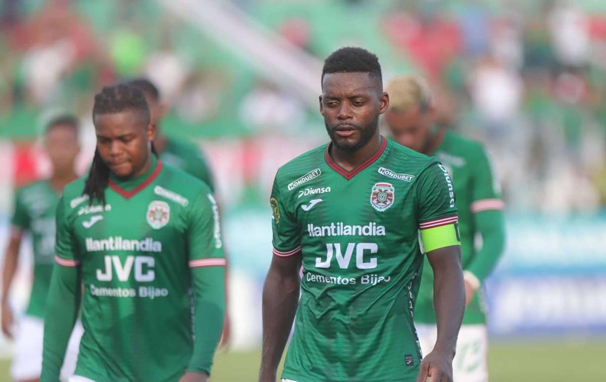 La tristeza era evidente en el rostro de los jugadores del Marathón tras la derrota contra el Real España.