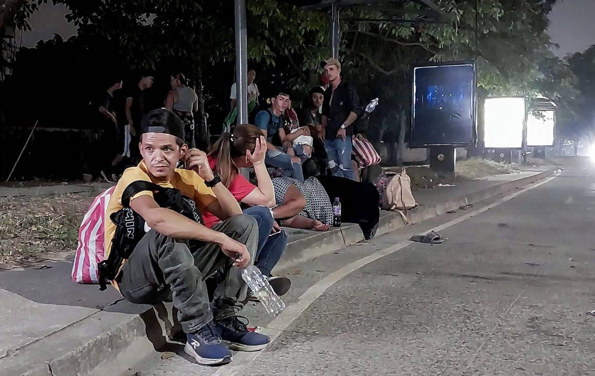 Muchos compatriotas deciden migrar para mejorar las vidas de sus seres queridos en su país de origen.