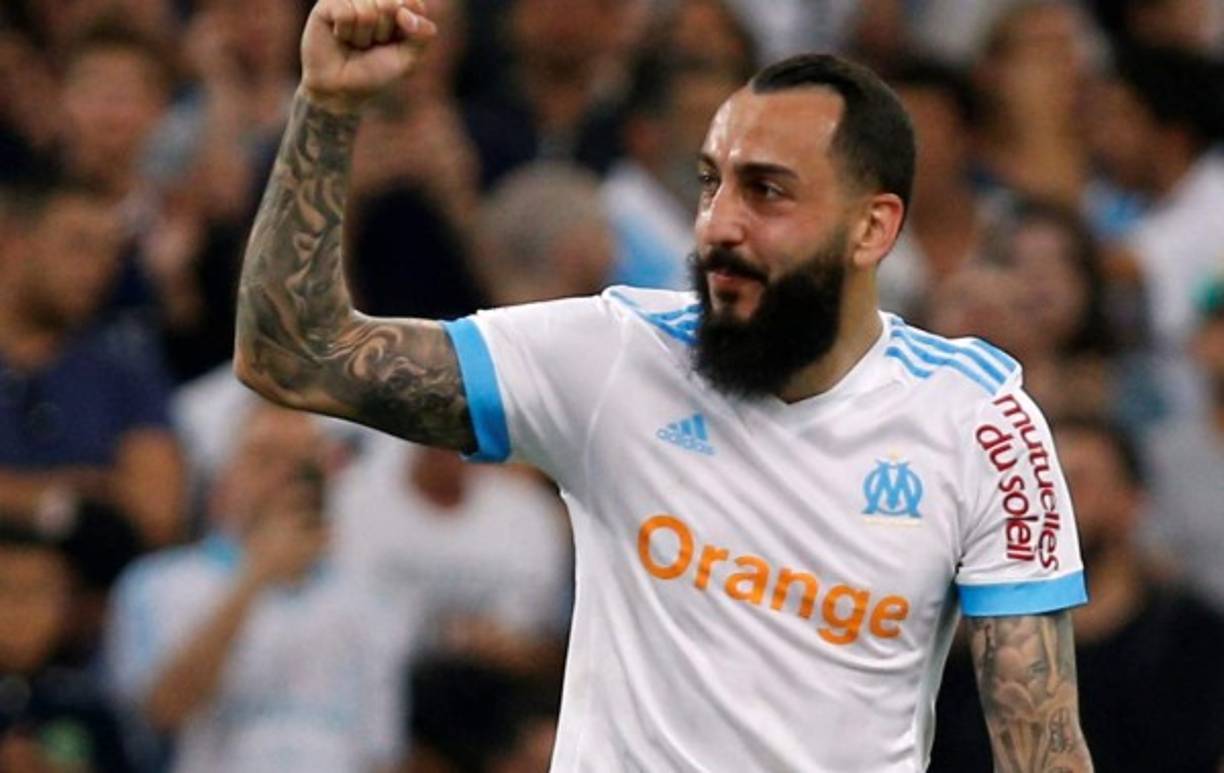 Según Radio Esport, tanto Betis, Sevilla como Valencia estarían negociando el fichaje del delantero griego Konstantinos Mitroglou del Olympique de Marsella.