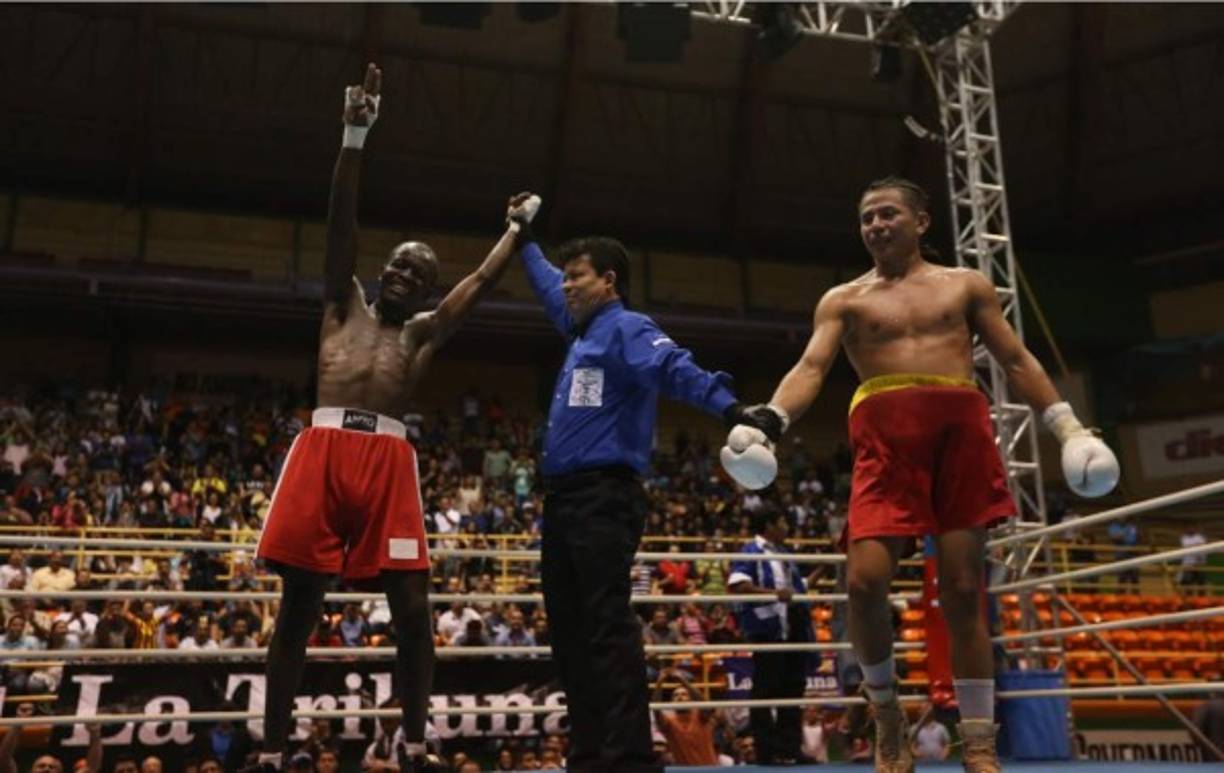 Miguel 'Muñeco' Gonzáles regresó al ring y con un contundentente triunfo.