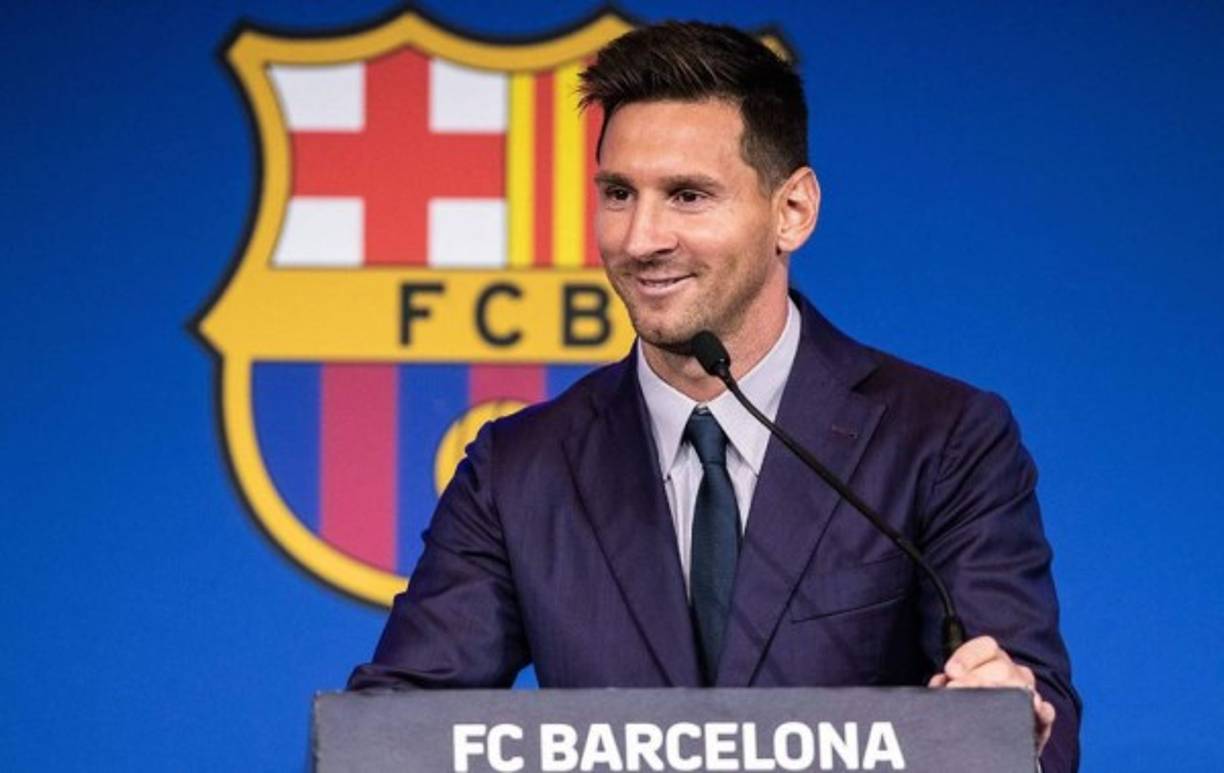 Según el diario Sport, el Barcelona le debe 52 millones de euros a Lionel Messi tras su salida. La cifra corresponde al pago en diferido de los salarios de los futbolistas que se acordó durante la etapa de Josep María Bartomeu como presidente de la entidad en la pandemia.