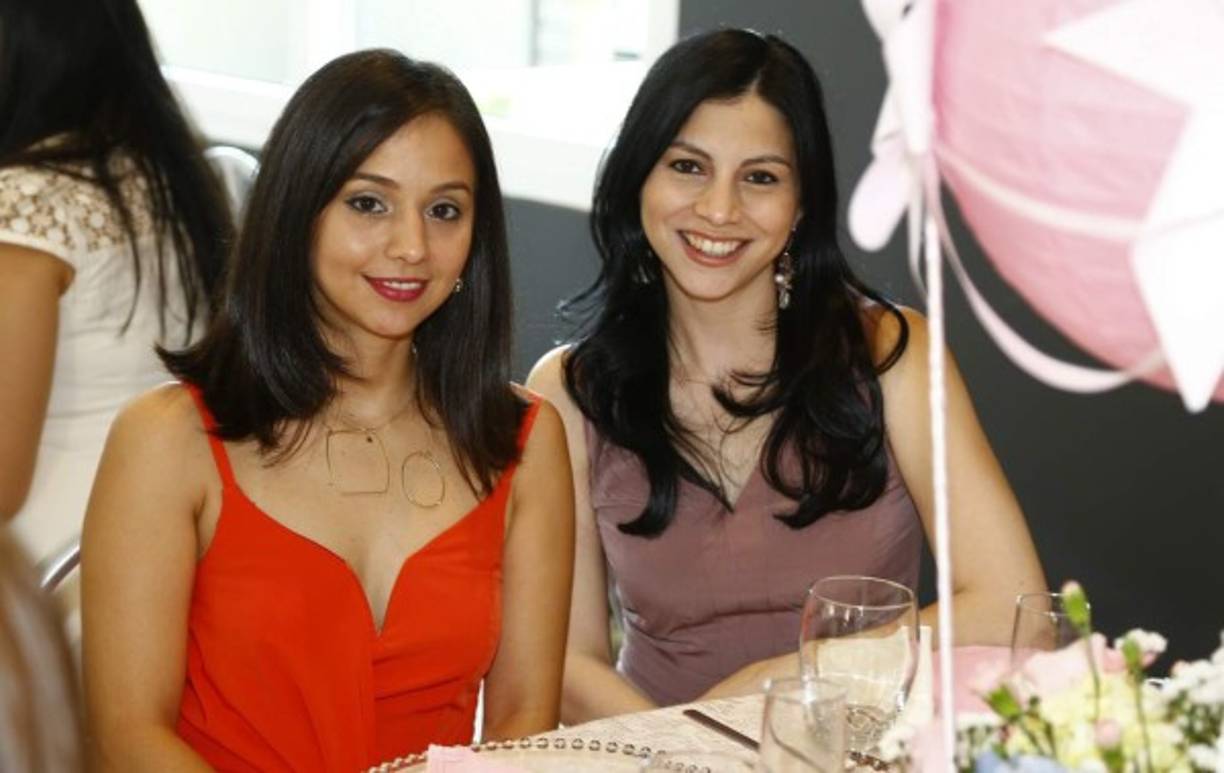 Daniela Saybe y Alejandra Hernández .