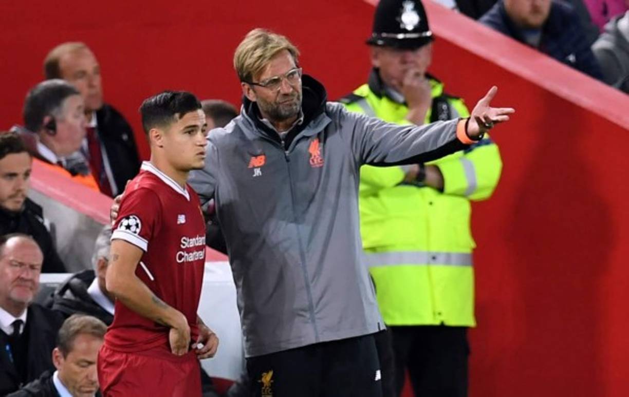 La posibilidad de que el FC Barcelona fiche a Philippe Coutinho en el mercado invernal es remota tras la participación del brasileño en el partido Liverpool-Sevilla por la Champions League, esto debido a que no podrá competir con otro equipo en la presente competición de la UEFA y pues supondría una gran inversión por un futbolista que sólo podría disputar las competiciones españolas hasta final de temporada.
