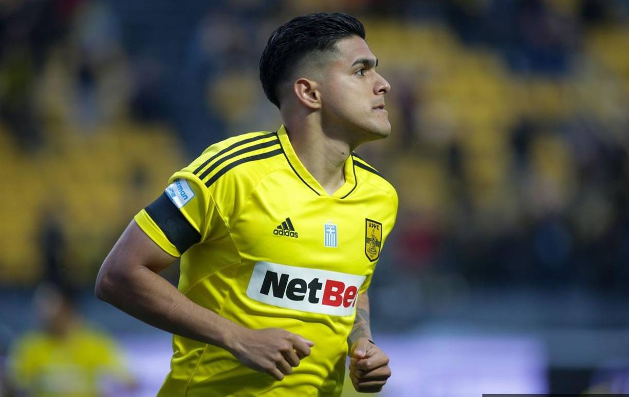 Luis Palma - El delantero hondureño ha despertado el interés del Rangers de Escocia, club que ya negocia con el Aris Salónica por su fichaje. El equipo griego no va a vender por menos de cinco millones al catracho y el conjunto escocés está ofreciendo por ahora 4.4 millones de euros para llevárselo.