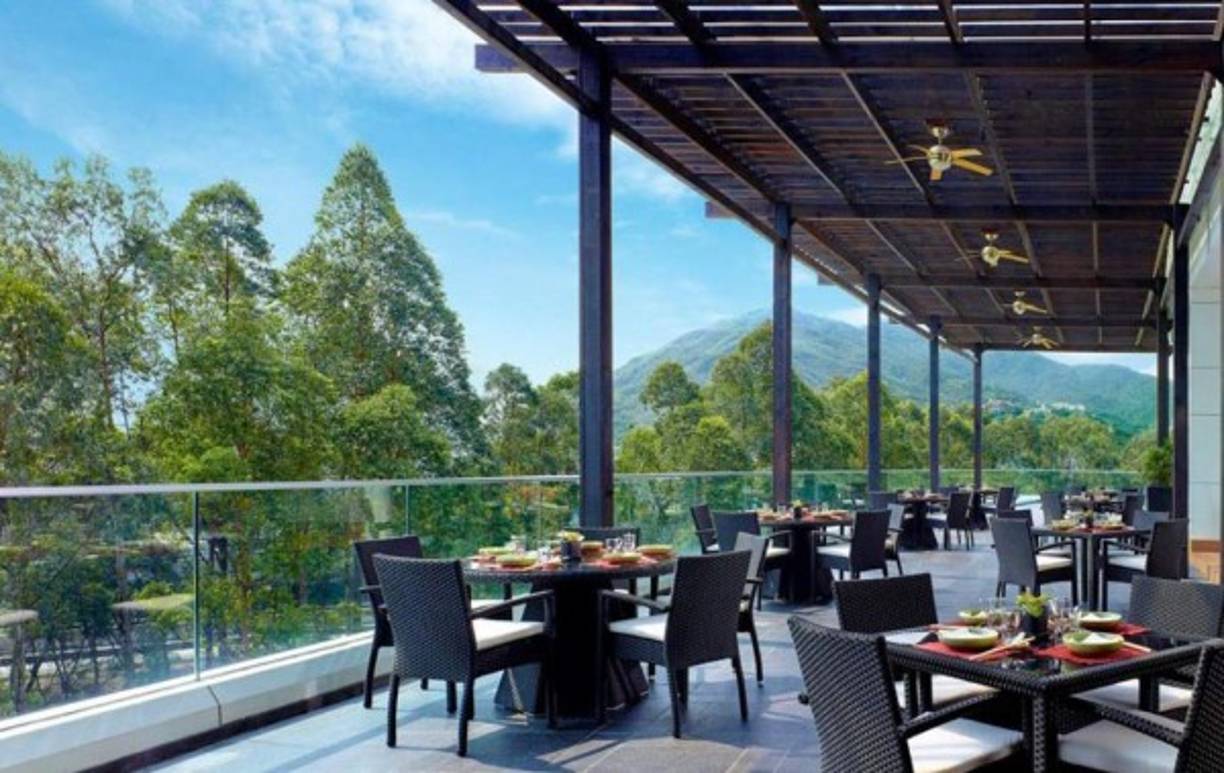 La delegación hondureña, partirá desde la ciudad de San Pedro Sula el día domingo y realizará su arribó al aeropuerto de Newark a las 00:11 am, inmediatamente realizarán su traslado al Hotel Hyatt Regency de Morristown, esta será su morada en esta primera aventura internacional.