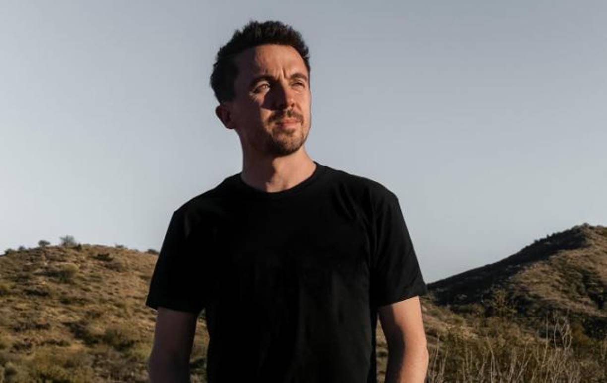 Frankie Muniz, es un actor y ahora piloto de carreras en Estados Unidos. Es principalmente conocido por interpretar el personaje principal en la comedia de situación de Fox “Malcolm in the Middle” (2000-2006), que le valió una nominación al Premio Emmy y dos nominaciones al Globo de Oro.