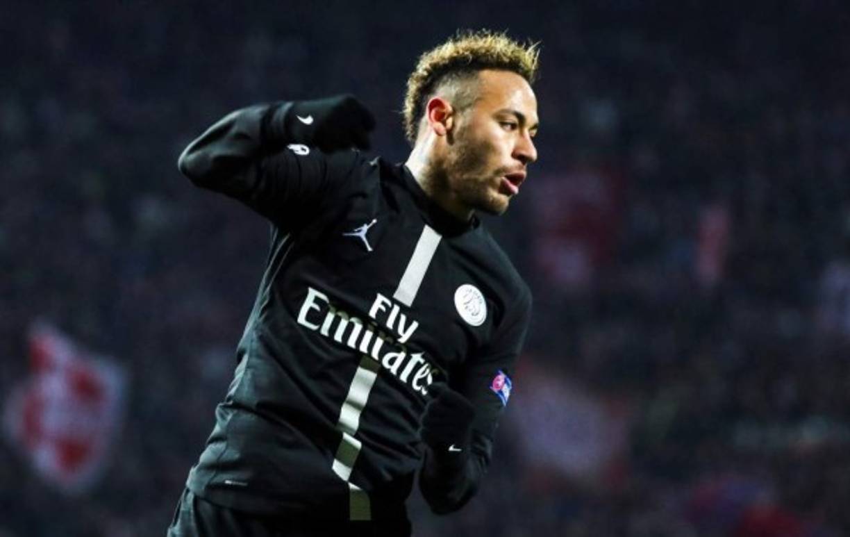 Neymar - La idea de Nasser Al-Khelaifi, dueño del PSG, es mantener al crack brasileño comandando su ataque y tratarán de convencerlo para seguir en el equipo.