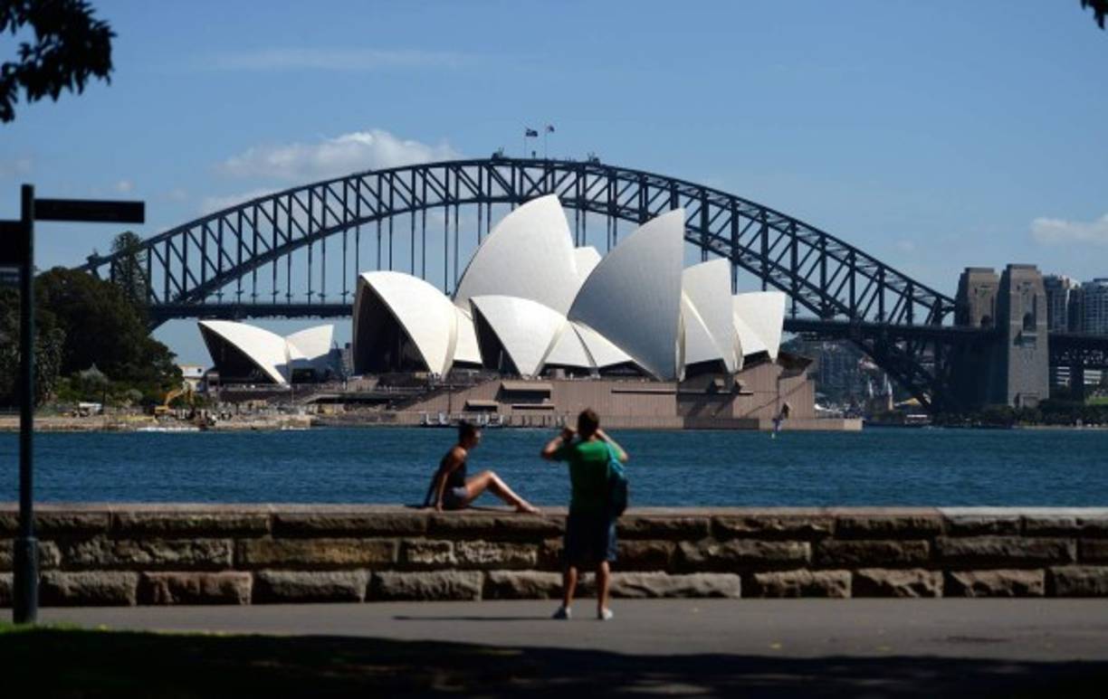Sídney se ubica en la quinta posición del ránking de The Economist. La ciudad más cosmopolita de Australia se ha convertido en uno de los íconos de este país gracias a su multiculturalidad y a su envidiable arquitectura, donde destaca el edificio de la Ópera de Sídney.