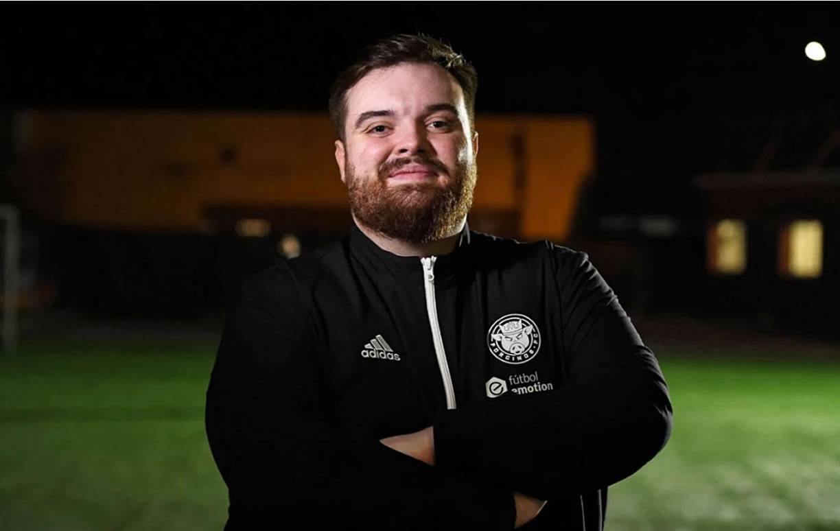 Además, Ibai reveló que vivían juntos, aunque no revueltos, ya que ella habita un apartamento dentro de la enorme mansión que el joven bilbaíno posee en Barcelona.