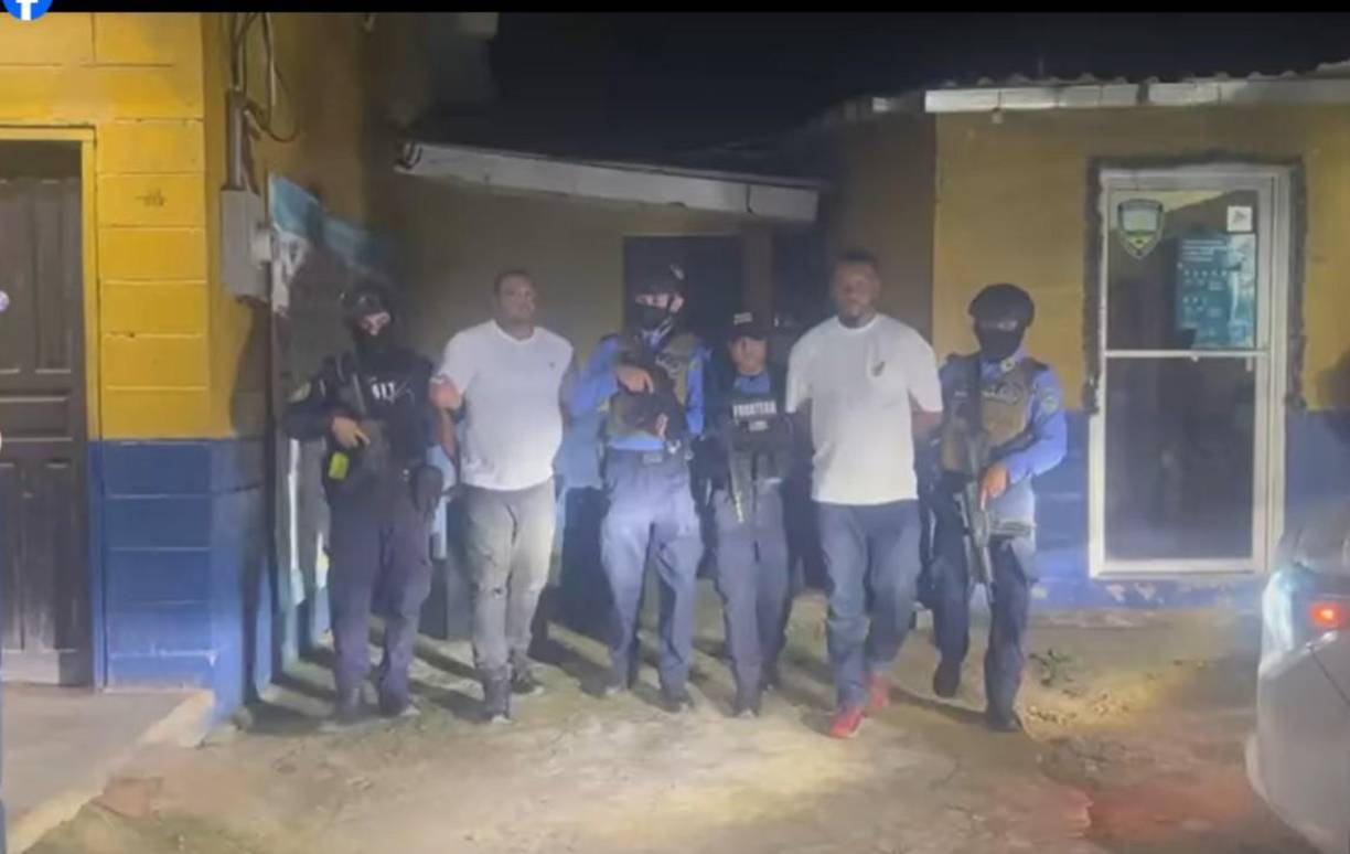 Los hombres detenidos son originarios de Islas de la Bahía, departamento hondureño en el Caribe, según la escueta información.