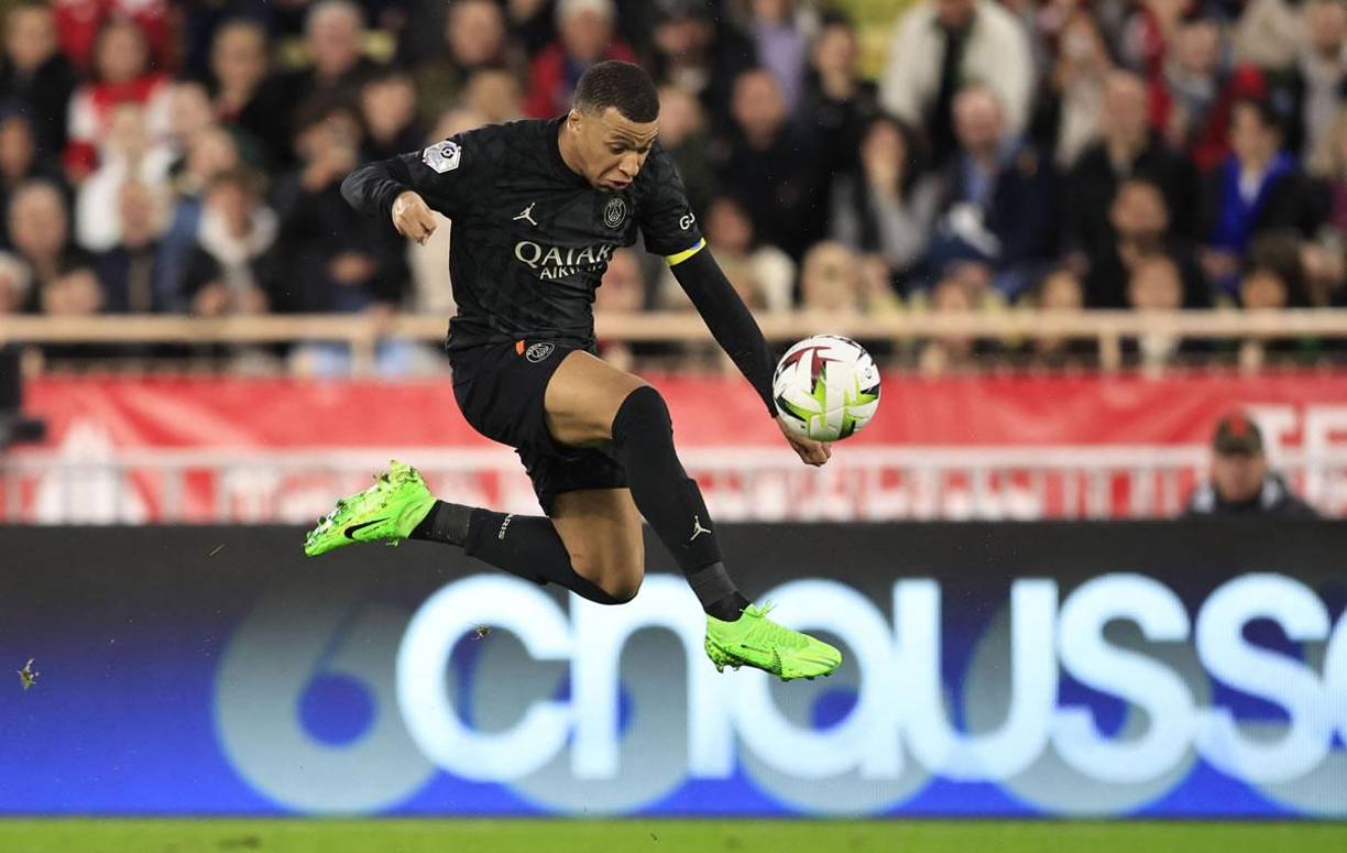 Mbappé vivió en el partido del PSG en Mónaco una situación convulsa luego de la decisión que tomó Luis Enrique. Un día después, ambos tuvieron un cara a cara en la sede del París Saint Germain.