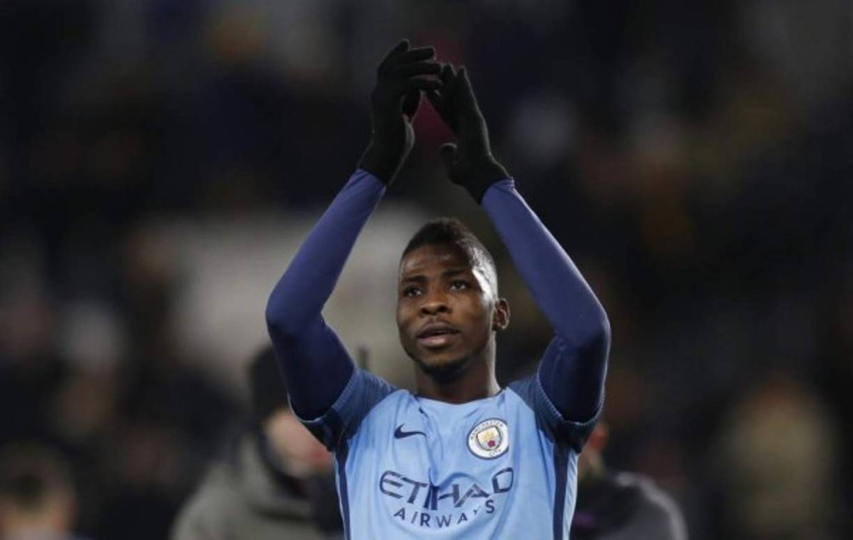 Según The Mirror, El Leicester espera llevar a buen puerto la negociación con el Manchester City para hacerse con los servicios de Kelechi Iheanacho .