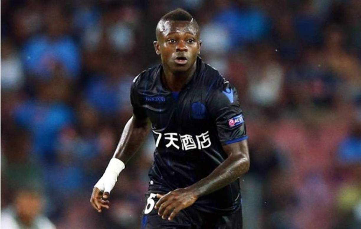 El centrocampista Jean Michaël Seri, que estuvo a punto de fichar por el Barcelona la temporada pasada, no deja de coleccionar 'novias'. Al interés del Liverpool y el Chelsea se les ha unido, con fuerza, el Manchester United, que sería, según el 'Daily Mail', el mejor colocado para hacerse con el jugador. La cifra del traspaso rondaría los 40 millones de euros.