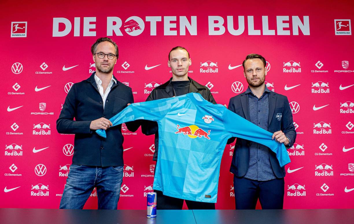 Maarten Vandevoordt es nuevo jugador del RB Leipzig. El portero belga del Genk se incorporará en 2024, firmando a partir de ahí hasta 2029. Fichaje de futuro para la portería del club alemán.
