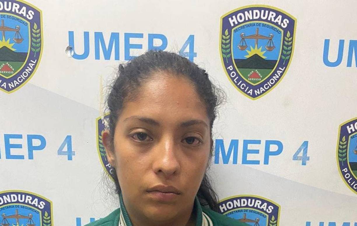 Elva Dolores Irías (de 23).