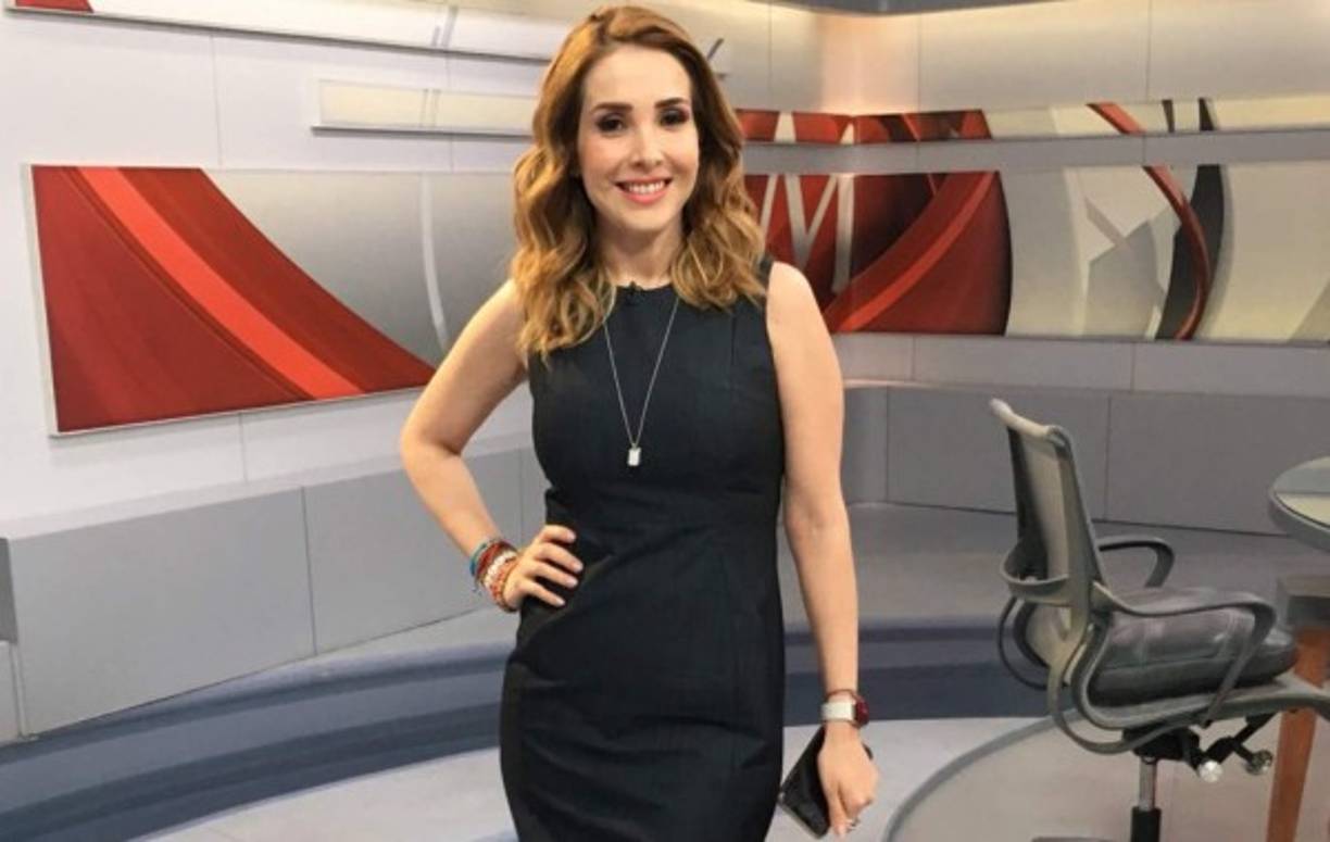 Uresti alcanzó gran popularidad tras conovertirse en la moderadora del primer debate organizado por el Instituto Nacional Electoral (INE) con los candidatos a la Presidencia de México, ocurrido en 2018.